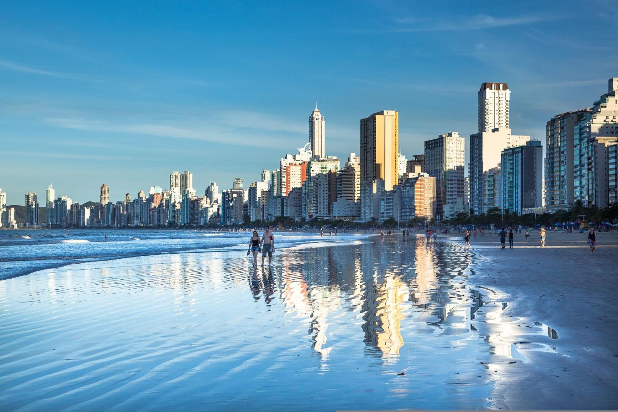 Casa De Praia Familia Proximo Ao Expocentro Bc Balneário Camboriú エクステリア 写真